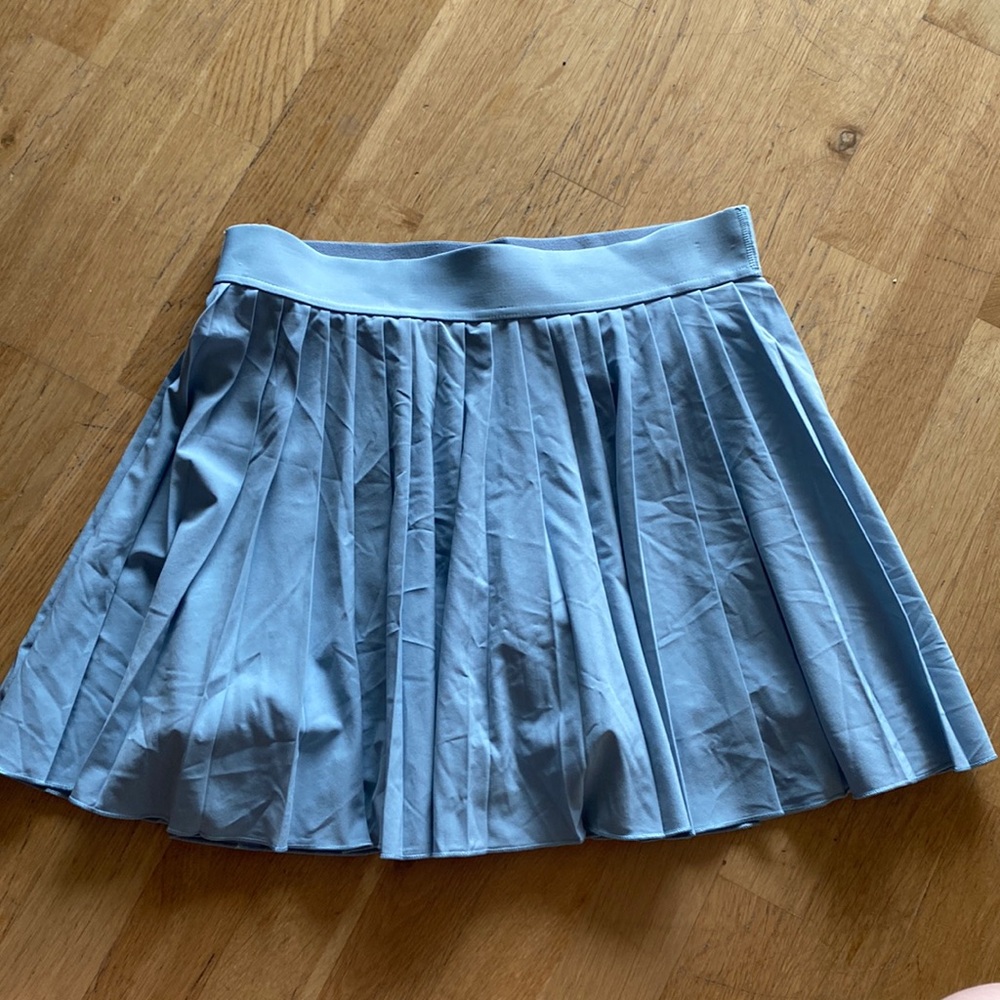 Aritzia TnAction Tennis Skirt